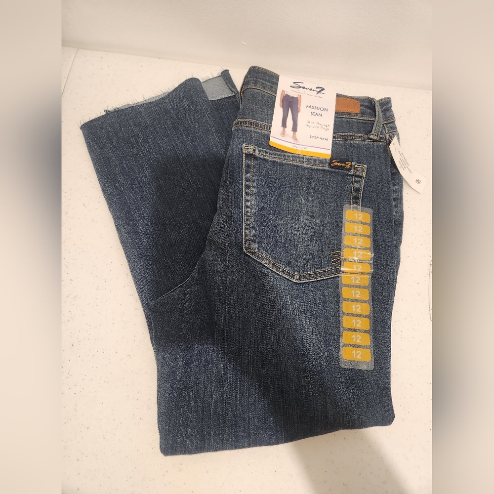 Seven7 Jeans 12